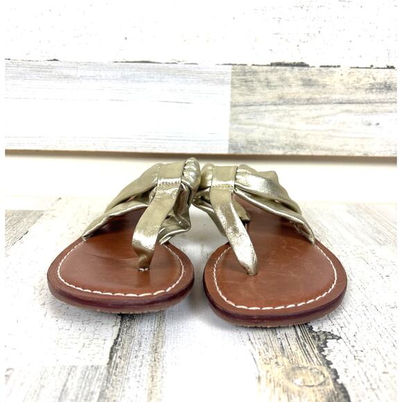 Bernardo Womens 8 Gold Leather Miami Thong Slip-On Flat Sandals Vacation Summer - Picture 2 of 9